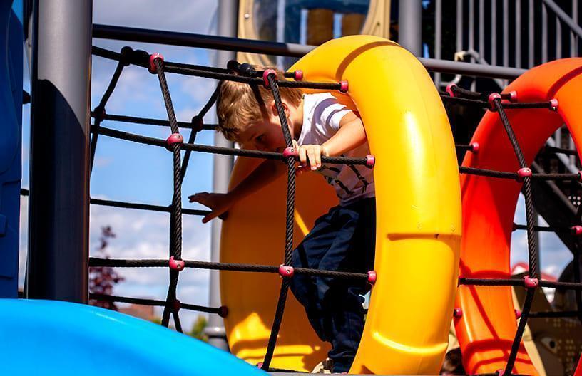 Детский клуб в поселке Emerald Village