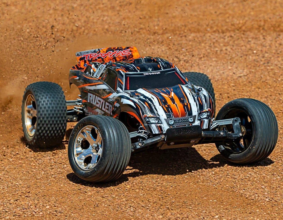 Гоночная трасса для радиоуправляемых машин в поселке Emerald Village