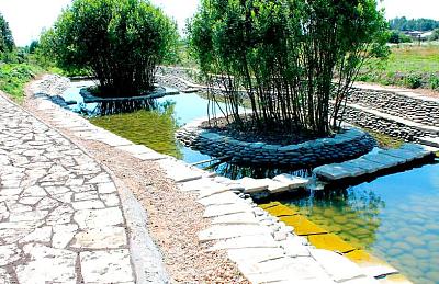 Реки на территории поселка Emerald Village