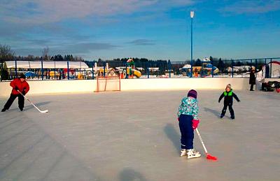 Хоккейная площадка в КП Emerald Village 